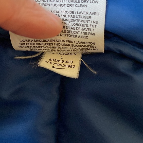 Nike Men's Sportswear Jacket - Picture 9 of 9